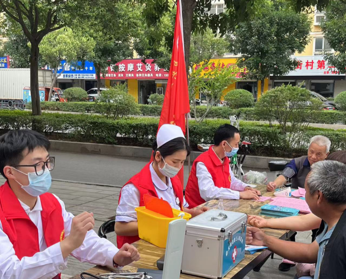 朱艳娜：从护士到人大代表 争做人民满意的健康卫士