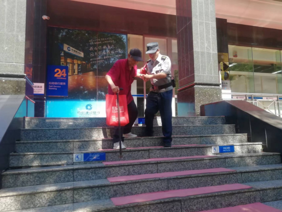 建行承德分行营业部依托港湾持续做好适老化服务