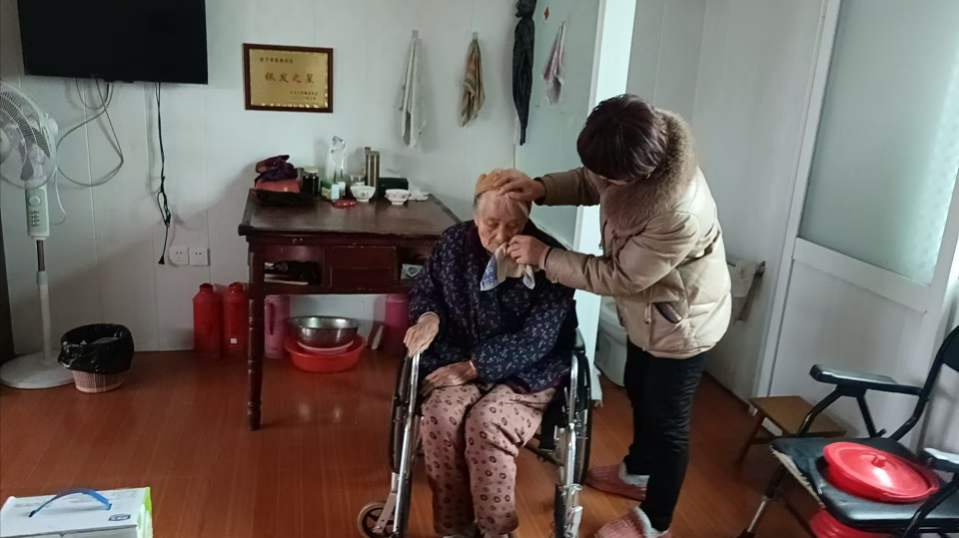 https://img2.danews.cc/upload/ajax/20241213/ab7b714b9e8c622f58e562227a9cd5e8.png