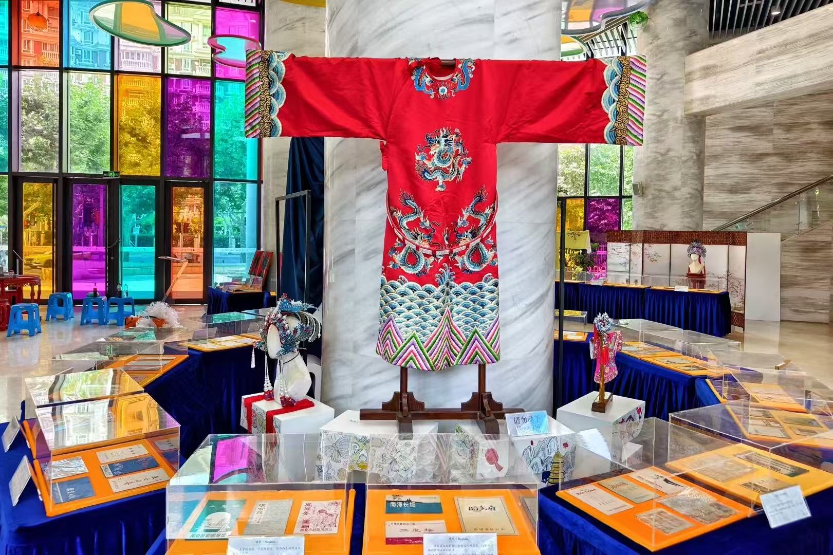 https://img2.danews.cc/upload/ajax/2025-08-11/xXKiTtsVBUozajax.png