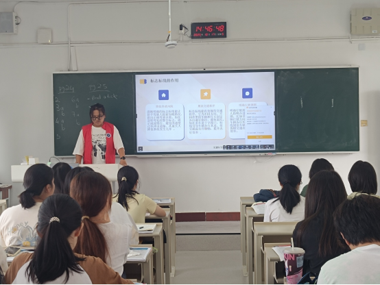 文明交通进校园 青春力量携手行——“文明出行·湖财相伴”宣讲团开展交通安全宣传系列活动第2张