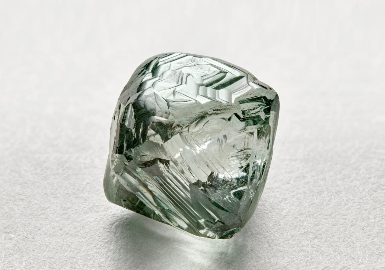 怎样买钻石？解码天然钻石的“抗通胀密码”