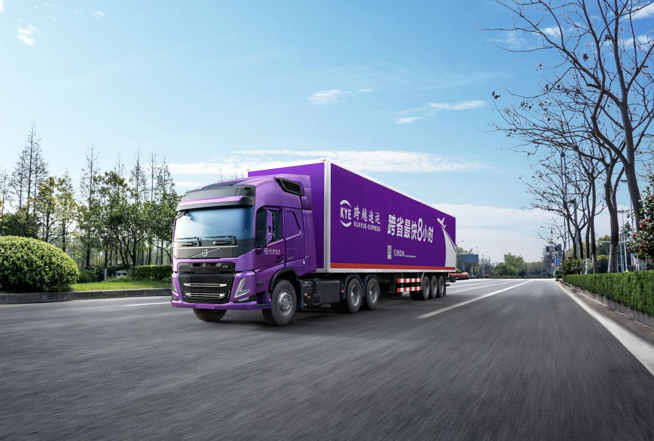 跨越速运“当天达”：直营体系护航，时效承诺稳稳落地