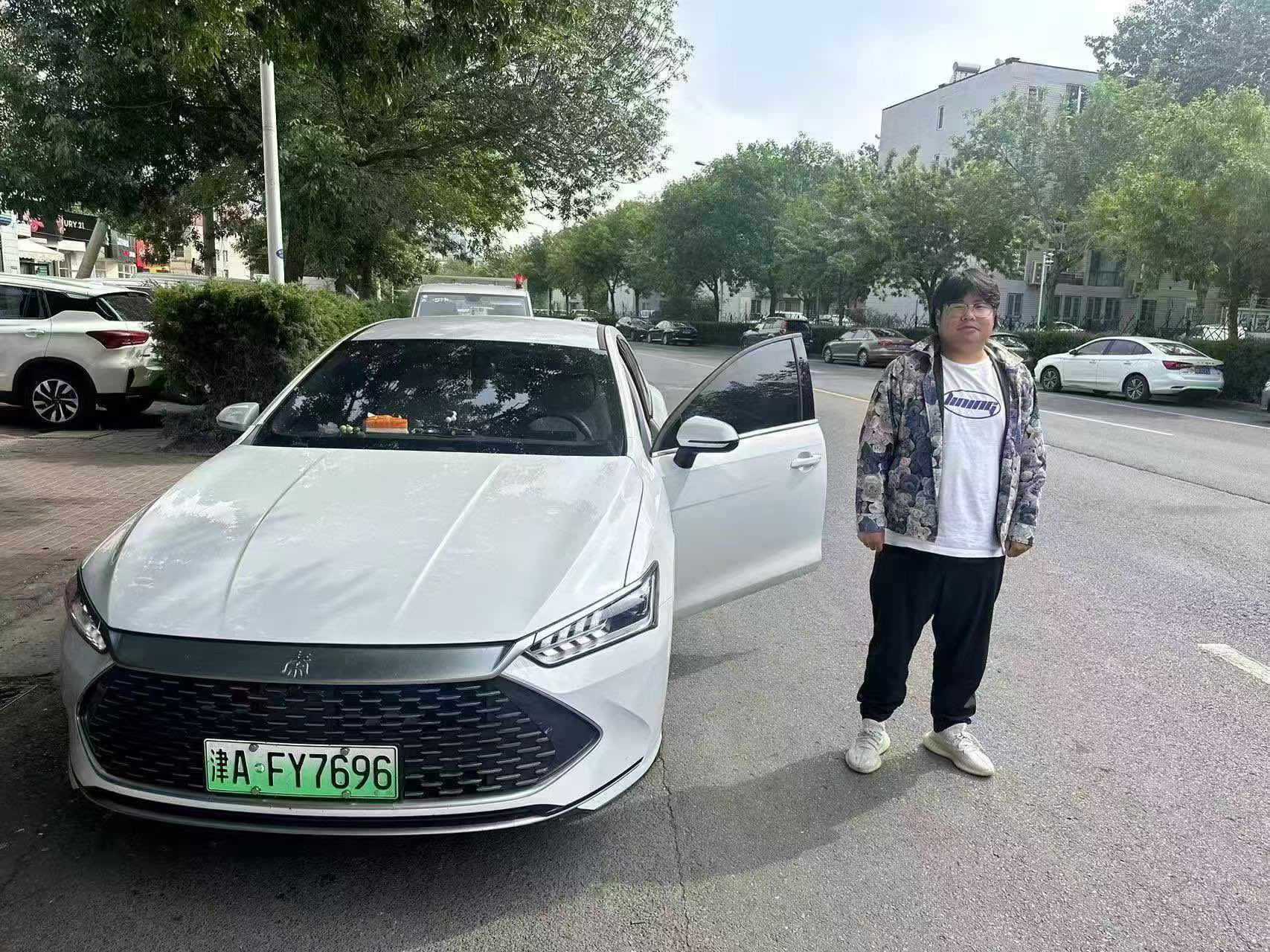 天津网约车司机孙永松勇救侧翻车辆驾驶员 危急时刻彰显凡人担当