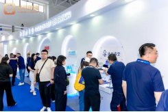 承光悟空眼镜北京展收官：两大新品以中高度近视友好与时尚百搭获得现场关注