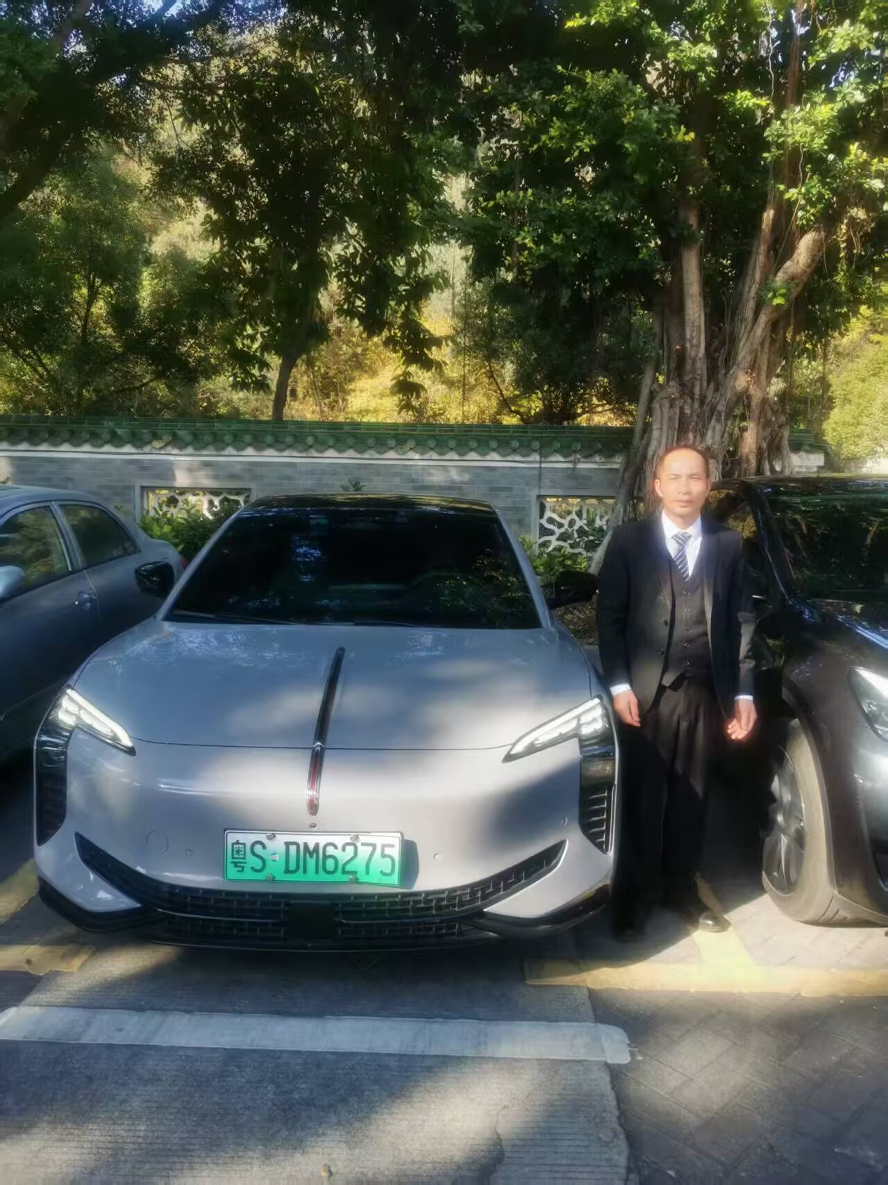 网约车司机冯友朋惠州街头见义勇为事迹