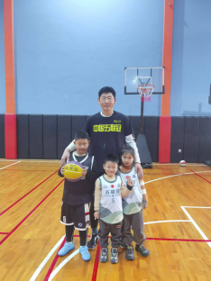 五联冠运动品牌