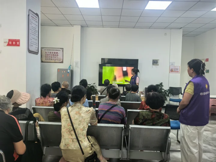 武汉市后官湖社区:芒种时节绘美景,欢声笑语暖夕阳-图片3