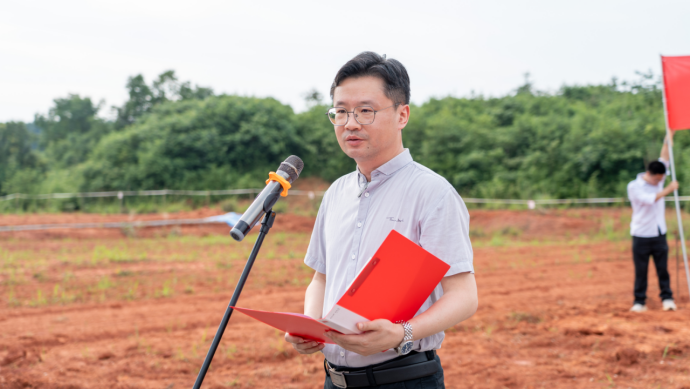 郴州思科职业学院：“思耕园”开耕，把劳动教育写在田间地头