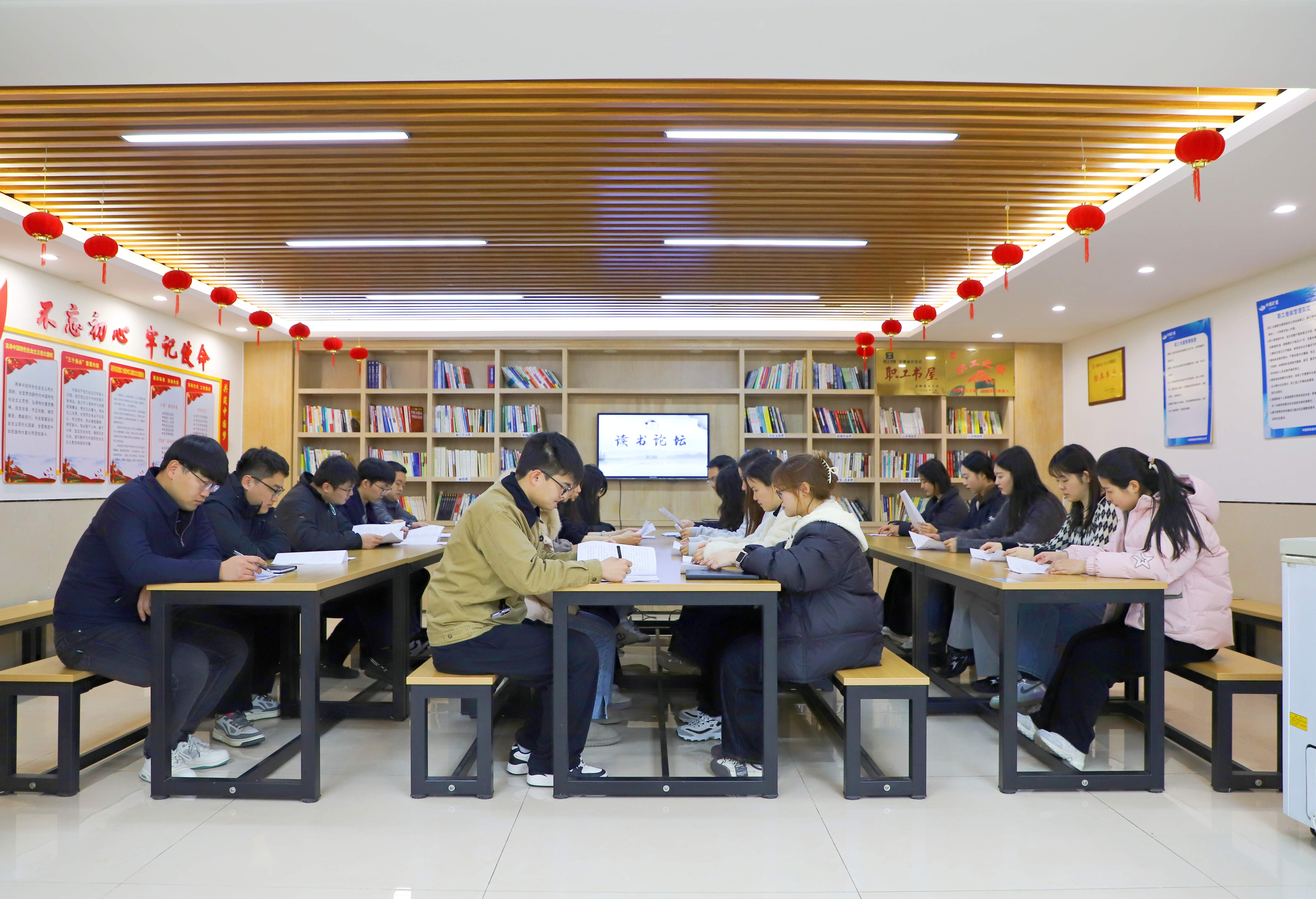 中煤特凿公司团委再获集团“五四红旗团委”荣誉称号