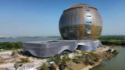 欣畅最新案例丨世界最大球型单体建筑-湖州太阳酒店外立面工程