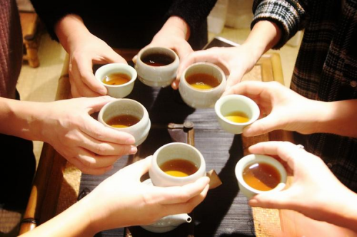 茶来敬辣木茶饮料：开创、健康、巧妙结合，别具特色