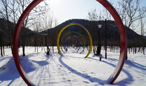 北京花溪谷滑雪场太好玩了，滑雪，冰道漂流，还有山寨夺宝的剧本杀