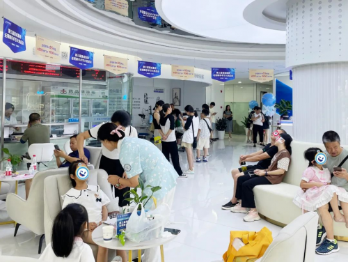重庆近视手术，在重庆做近视手术大概需要多少钱？