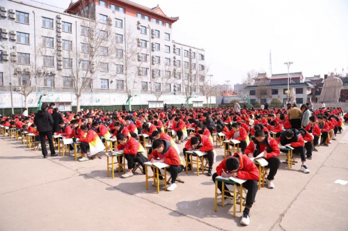宋江武校高一、高二年级举行钢笔字比赛活动