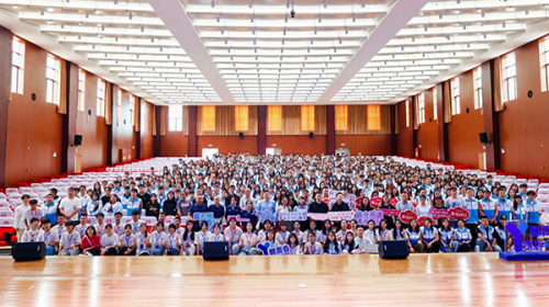 中国太保产险云南分公司对曲靖市“返家乡”暑期社会实践活动大学生开展金融教育活动