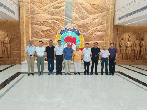 一部具有里程碑意义的刘志丹新著作评审会在陕西省政协文史馆成功召开