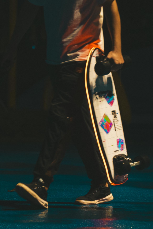 电动陆冲NALU：轻盈驾驭，引领城市出行新风尚