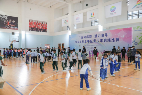 2024年金牛区青少年跳绳比赛圆满落幕，千余名小将跳绳竞技展风采