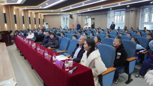 ​爱尔眼科青海“一城两院”积极参与“人大代表促儿童健康”主题视察活动，共筑儿童健康防线