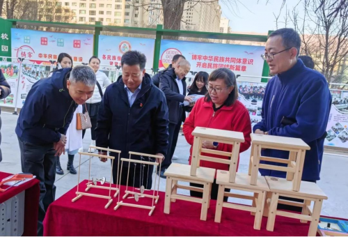 ​爱尔眼科青海“一城两院”积极参与“人大代表促儿童健康”主题视察活动，共筑儿童健康防线