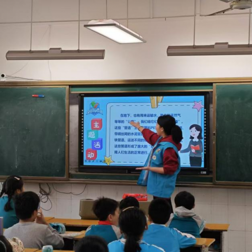南昌职业大学信息技术学院“以挺膺担当谱写中国篇章”志愿服务队活动顺利开展