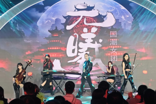 新海航“飞飞乐”现金抽奖活动升级 中奖旅客可享3折购票礼遇