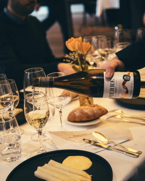 图比克无醇红酒——春节酒局的另一种打开方式