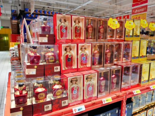 大润发“年货大街”年味十足  加拿大海鲜盛宴为餐桌增鲜