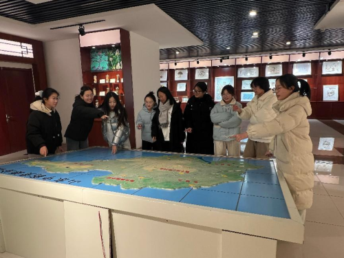 弘扬中医文化，践行医者仁心——团队赴山东省中医药博物馆学习并开展社区义诊活动