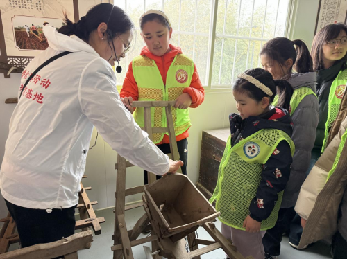 齐鲁君博劳动科普教育基地开展非遗“宵”遥游团圆“食”刻元宵节活动