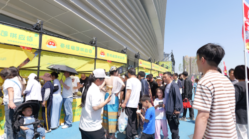 2025洛阳第二届榴莲嘉年华启幕，活动持续至5日