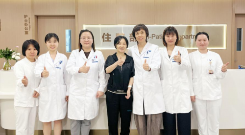 高度近视合并白内障患者重获清晰视界 术后感慨：早该做了