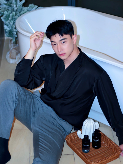 男士控油洗面奶哪种好？最好的洗面奶排行榜第一，清洁控油这样选