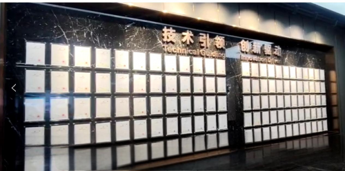 超爱厨电：匠心铸就品质，猛火灶具风靡全球