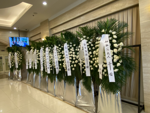 颂衣承殡葬：从告别到传承，构筑全生态殡仪服务体系