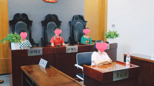 童心筑梦，法育未来，阳光星期六·科技零距离！