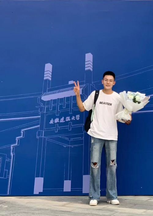 匠心铸魂育英才 职教筑梦谱华章