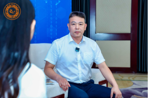 泉州市海西人才考试培训中心招生顾问蔡竟昭受邀出席第二十五届世纪大采风品牌人物年度盛典