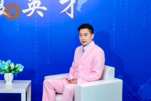 WPMTA泰国世界职业泰拳总会 - 金环宗师中国首席泰拳界专家叶文龙受邀出席第二十五届世纪大采风品牌人物年度盛典