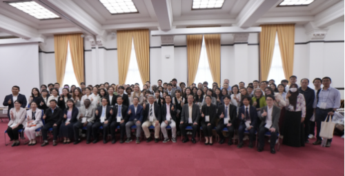燕之屋受邀出席第四届生物活性肽国际研讨会