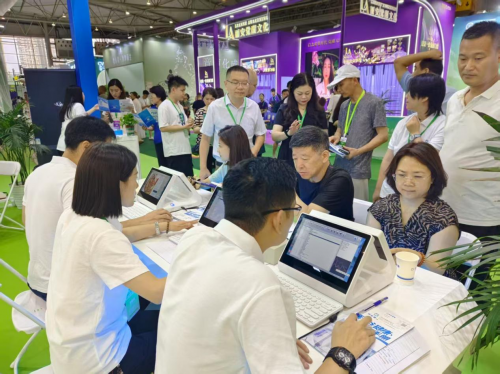 科谷健康亮相西部疗愈博览会：以量子频谱技术开启健康管理新范式