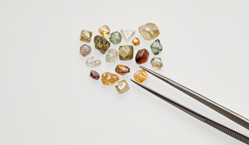 纪念日天然钻石挑选攻略：以璀璨铭记美好时光