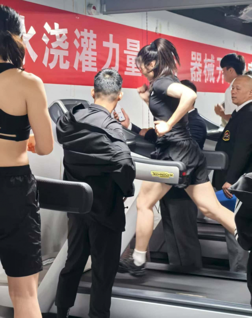 安徽省第十一届器械健身运动会盛大开幕