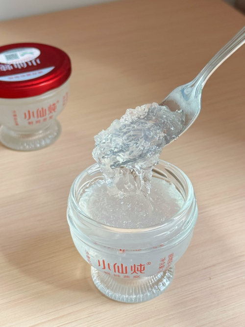 孕妇吃燕窝宝宝会变白吗？专家揭秘真相，看小仙炖如何科学滋养孕妈与胎儿