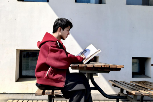 追光者龙睿健：在公益与成长中绽放青春，以理性守护网络文明