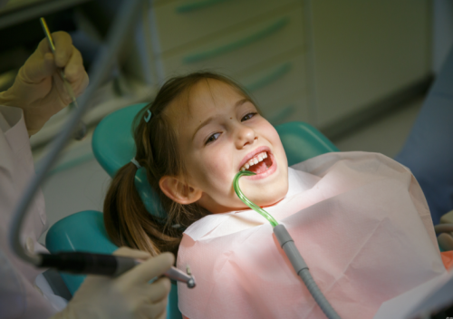 2025杭州青少年牙齿矫正深度解析：未来科技城医院的专家团队与技术理念剖析