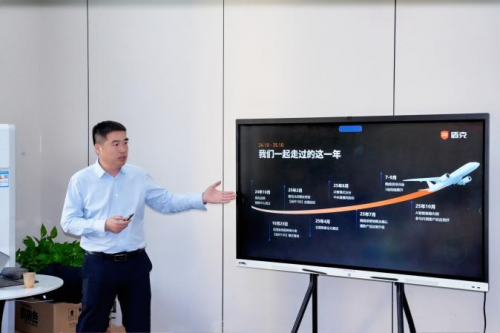 狠角色,才敢承诺96°原漆本色!盾克墨影2025年全国守护鹦鹉漆百日行动 狠角色,才敢承诺96°原漆本色!盾克墨影2025年全国守护鹦鹉漆百日行动