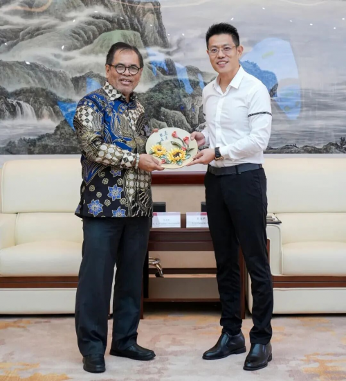 侨银股份与印尼驻华大使共商城市服务合作,推动高质量出海