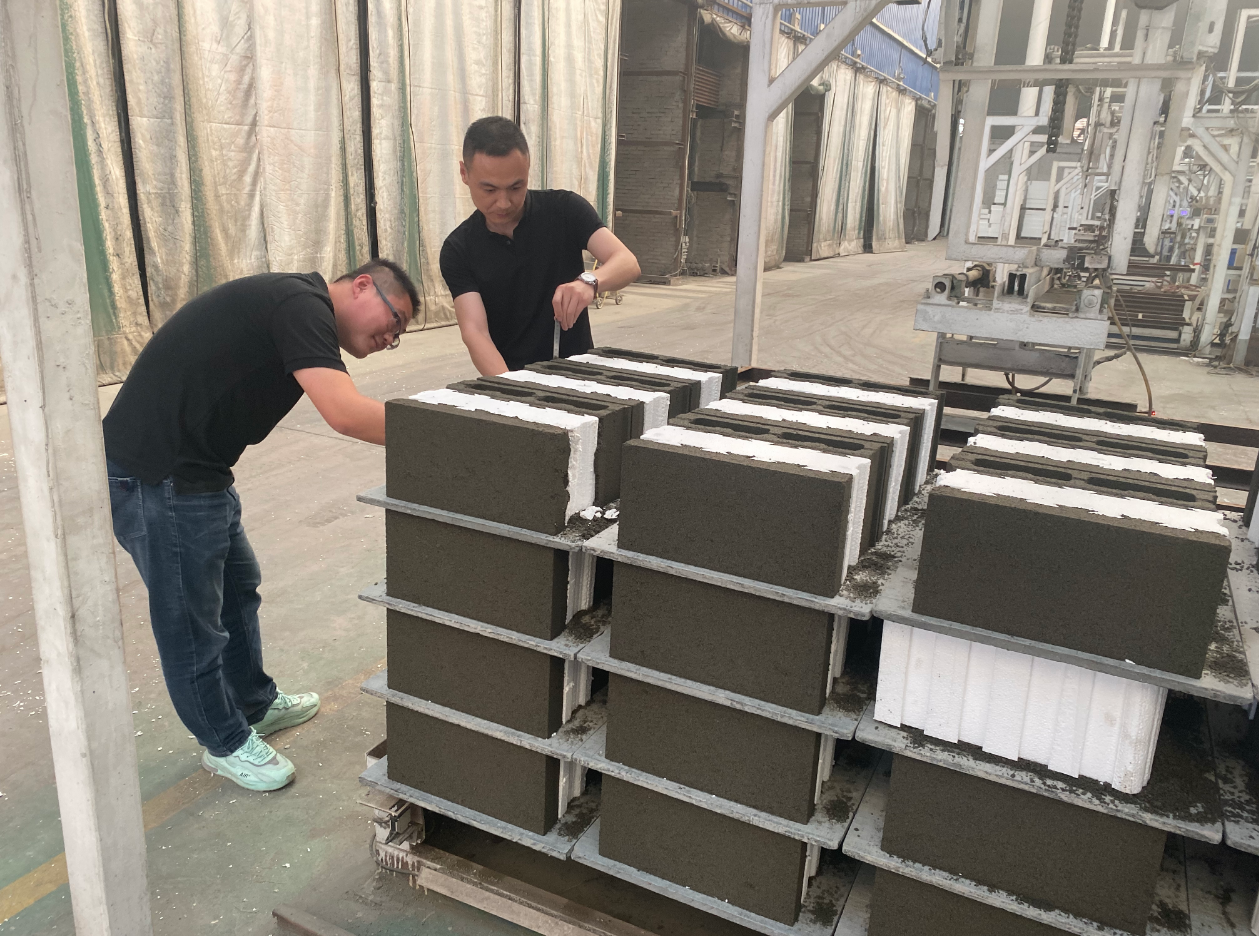 砖石新语,筑暖人间,东四砖业与建筑的温度共鸣